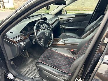 Mercedes-Benz: Mercedes-Benz E-Class: 2010 г., 3.5 л, Автомат, Бензин, Седан — 5