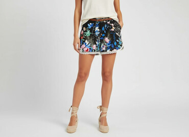 kapcie do froterowania: Shorts for women, size S
