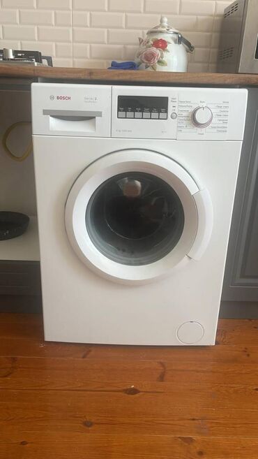2ci əl paltaryuyan maşın: İdeal vəziyyətdə Bosch (6 kg) paltaryuyan satıram. Az işlənib