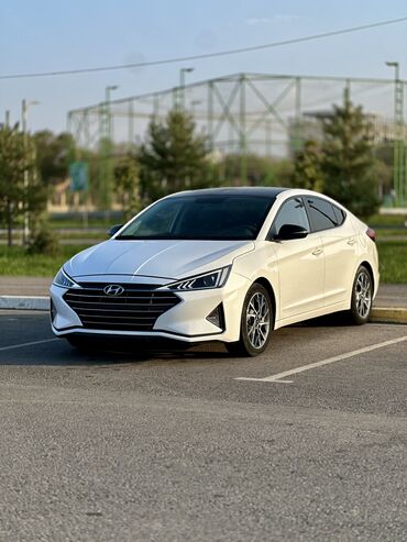 коробка передач механика: Hyundai Avante: 2019 г., 1.6 л, Автомат, Бензин, Седан