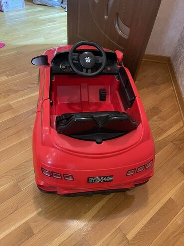 детские машинки для картинга: Uşaq üçün elektrikli minik avtomobili – qırmızı rəngdə, iki oturacaqlı