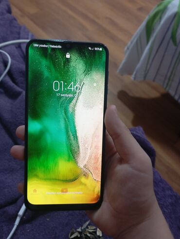 Другие мобильные телефоны: Samsung Galaxy A50, цвет - Черный, Отпечаток пальца