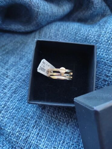 золото за грамм 585 пробы на сегодня цена бишкек: Абсолютно новое кольцо из жёлтого золота с этикеткой. Без камней