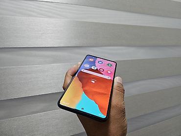 galaxy tab e: Samsung Galaxy A51, Б/у, 64 ГБ, цвет - Синий, 1 SIM, 2 SIM — 9