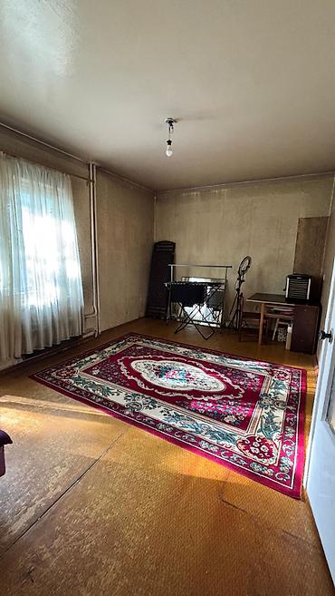 Срочно продаётся 3-комнатная квартира, Юг-2 at lalafo.kg Срочно продаётся 3-комнатная квартира, Юг-2