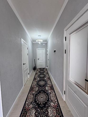 Продажа коттеджей и домов: Продаётся уютный и современный дом в ж/м Ак-Орго! Общая площадь дома — — 10