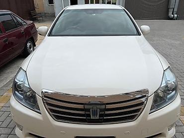 Toyota: Toyota Crown: 2010 г., Гибрид, Седан — 1