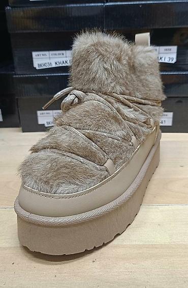 obuca cacak: Ugg čupave 
36 do 41, 
 3800 dinara

PS✨ — 3