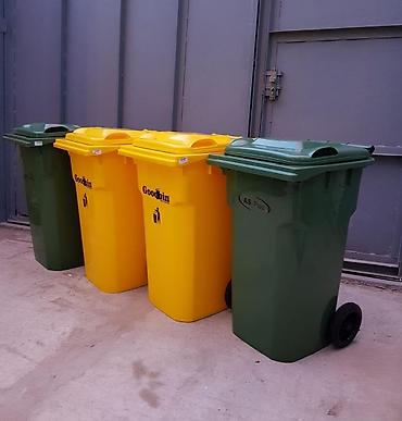 Tullantı qabları: Zibil qablari satilir Her biri yenidir 50 lt 35 azn. 60 lt 45 azn — 2