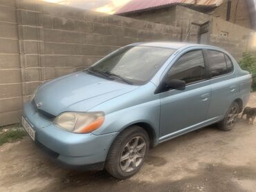 Toyota: Toyota Vitz / Platz / Yaris / Echo: 2001 г., 1.5 л, Автомат, Бензин, Седан