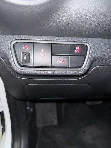 Kia: Kia K3: 2019 г., 1.6 л, Автомат, Бензин, Седан — 13