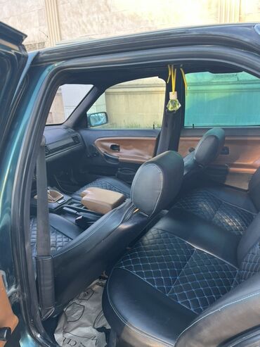 BMW: BMW 3 series: 1.8 l | 1996 il Sedan — 9