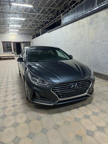 машина в долг: Hyundai Sonata: 2019 г., 2 л, Автомат, Бензин, Седан
