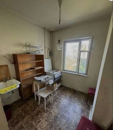 3 комнаты, 67 м², 105 серия, 4 этаж, Старый ремонт