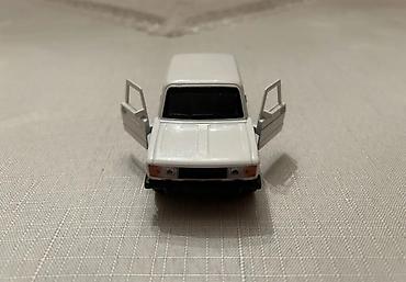 avtovaz oyuncaq treyler: Miqyası göstərilən klassik “Jiquli” (VAZ 2107 üslubunda) metal model — 4