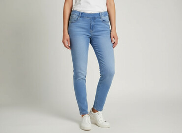 kapcie dla mlodziezy: Jeans for women, size S