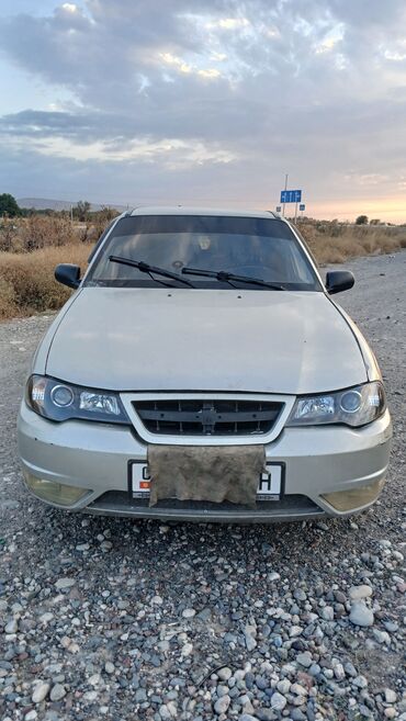 Daewoo: Daewoo Nexia: 2008 г., 1.5 л, Механика, Бензин, Седан