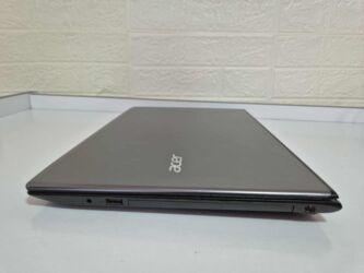 Ostalo: Acer aspire E 15 [E5-576G-85K1] Ekran: 15.6" led full HD Procesor — 8