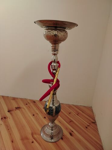 Qəlyan, vayp və aksesuarları: 1 eded qaldı. Tezeden secilmir. 70 Azn. Qiyməti sondu. Boş boş