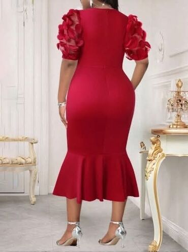 Haljine: Cena 3400din Vel 0XL,1XL,2XL,3XL,4XL Poručuje se, isporuka za nedelju — 2