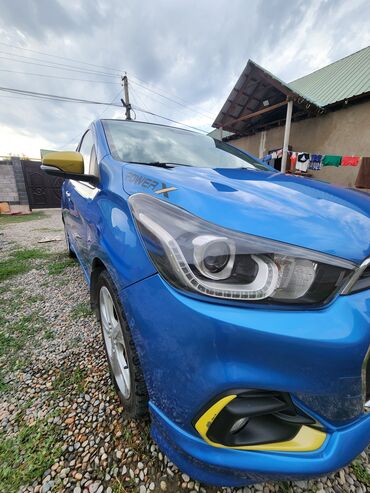 матиз 1 обьем: Chevrolet Spark: 2016 г., 1 л, Автомат, Бензин, Хэтчбэк