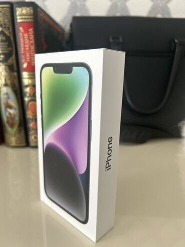 охладитель телефона: IPhone 14, Б/у, 128 ГБ, Midnight, Защитное стекло, Чехол, Коробка, 95 %
