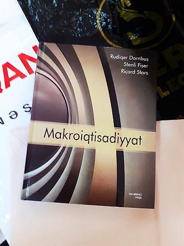 Makroiqtisadiyyat. On birinci nəşr. Müəllif : Rudiger Dornbuş