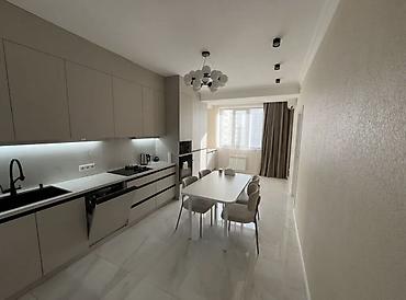 2 bedroom: 3 комнаты, Семейным, от 6 месяцев, от 1 года — 1