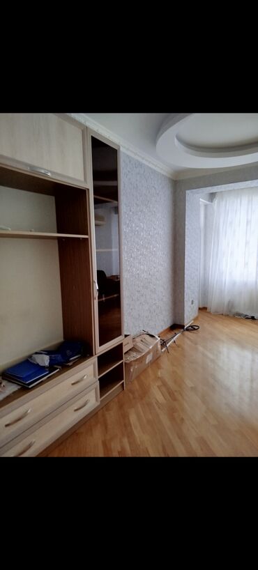 Otaqların satışı: Xalqlar Dostlugu metrosunun yaxinliginda 19/18-də yelçəkən 3otaqli iki — 8