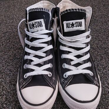 Женская обувь: Converse/конверсы 36 размера, носила один раз, повреждений нет