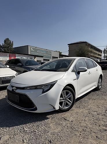 corolla 2016: Toyota Corolla: 2022 г., 1.8 л, Автомат, Гибрид, Седан — 1