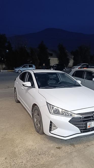 шлем с наушниками: Hyundai Elantra: 2019 г., 1.6 л, Автомат, Бензин, Седан — 1