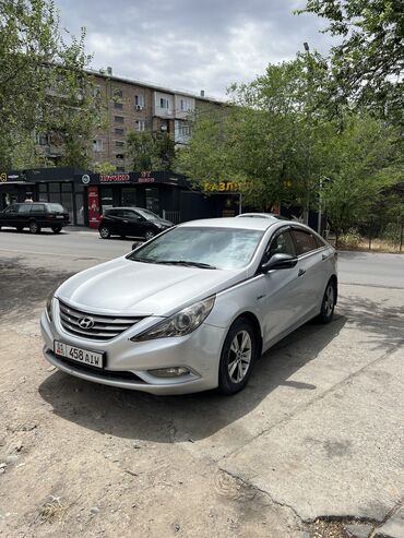 срочно срочно продам машину: Hyundai Sonata: 2012 г., 2 л, Автоматтык, Газ
