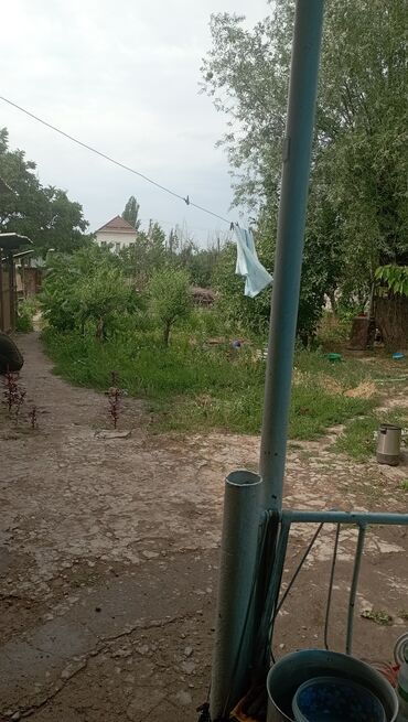 ата журт п: Үй, 56 кв. м, 3 бөлмө, Менчик ээси, Эски ремонт