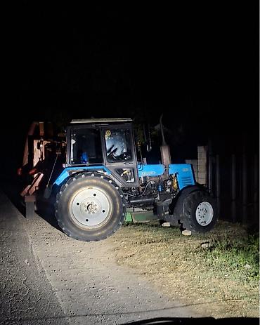 scooter 2. el: Minsk MTZ-82 tipli mavi traktor - Güclü dizel mühərrik, arxa təkər — 1