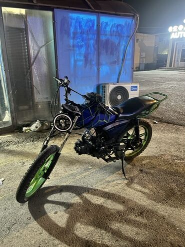 islenmis kvadrasikl: - m50, 80 sm3