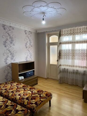 Köhnə tikili: Bakı, 3 otaqlı, Köhnə tikili, m. Qara Qarayev, 85 kv. m — 2