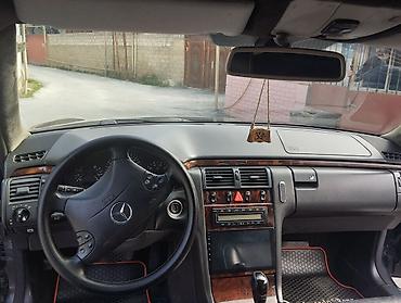 w210 duman: Mercedes-Benz E-Class: 3.2 l | 2000 il Sedan — 5