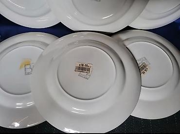 Kuhinjski setovi: Tanjiri engleski 1950 do 1970god.Barratts Staffordshire. Engleski — 13