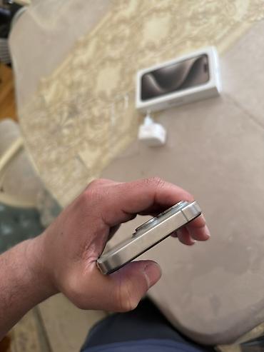 Apple iPhone: IPhone 15 Pro, Space Gray, Face ID — 6