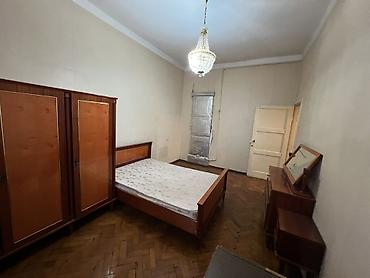azadliq ev: Bakı, 2 otaqlı, Köhnə tikili, m. Gənclik, 75 kv. m — 2