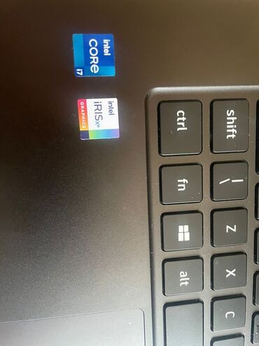 Digər noutbuklar və netbuklar: Intel Core i7, 15.6 " — 8