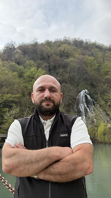 detektiv xidməti: Aile sürücüsü Cavid bəy ailə sürücüsü işi axtarır. 44 yaşı var. Uzun — 1