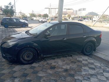 Ford: Ford Focus: 2010 г., 1.8 л, Механика, Бензин, Седан — 5