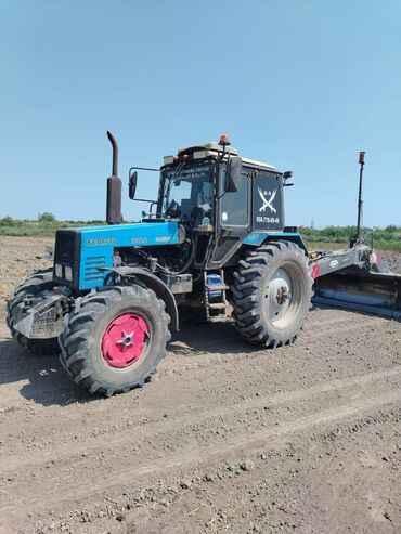 Traktorlar: Məhsul: Belarus MTZ 1221.2 traktor və qoşma avadanlıq Təsvir: - Güclü — 10