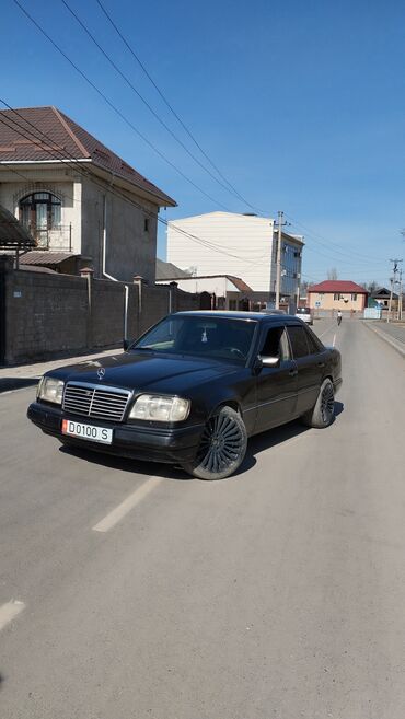 Mercedes-Benz: Mercedes-Benz W124: 1993 г., 2.2 л, Механика, Бензин, Седан