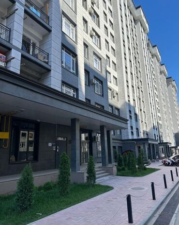 квартиры в кок жар: 1 бөлмө, 42 кв. м, Элитка, 4 кабат, Евроремонт