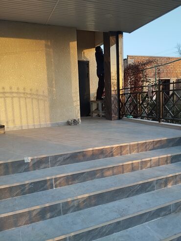 Укладка плитки: Подготовка стен для грунтовки, Резка плитки, Подготовка стен для укладки | Керамическая плитка, Стеклянная плитка, Зеркальная плитка | Вертикальная укладка, Диагональная укладка, Горизонтальная укладка Больше 6 лет опыта — 7