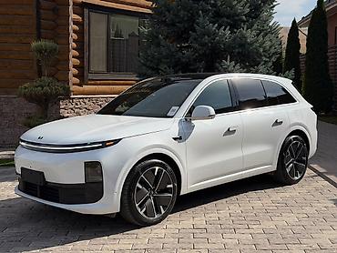 Lixiang: Lixiang L6: 2025 г., 1.5 л, Автомат, Гибрид, Кроссовер — 2