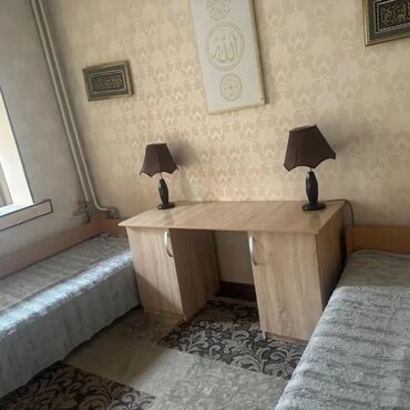 комната кудайберген: 3 комнаты, 65 м², 105 серия, 4 этаж, Косметический ремонт